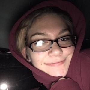 Meet your Posher, Kylee